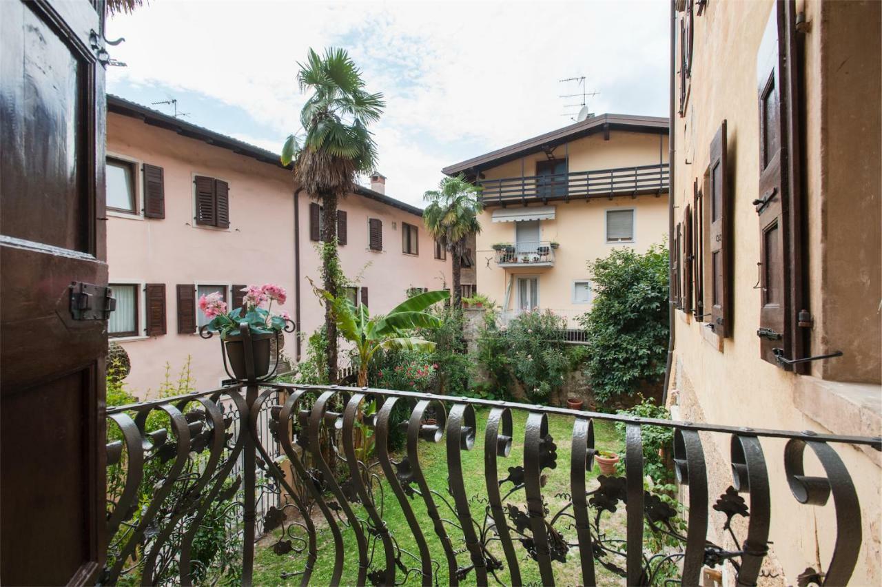 Appartement Dimora Storica Caproni à Arco Extérieur photo